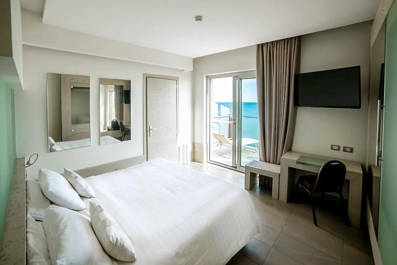 Smy Aran Blu Roma Mare (Adults Only) Hotell Lido di Ostia